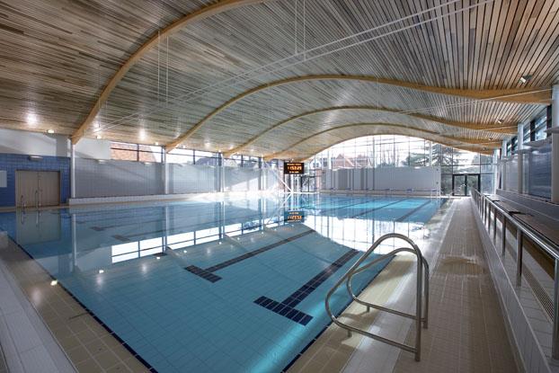 MRAS A/S leverer bæredygtige loftsystemer, facadesystemer og solafskærmning. Lofter, der sikrer optimalt akustisk miljø, robuste facader med stor designfrihed og solafskærmning for det bedste lysindfald.