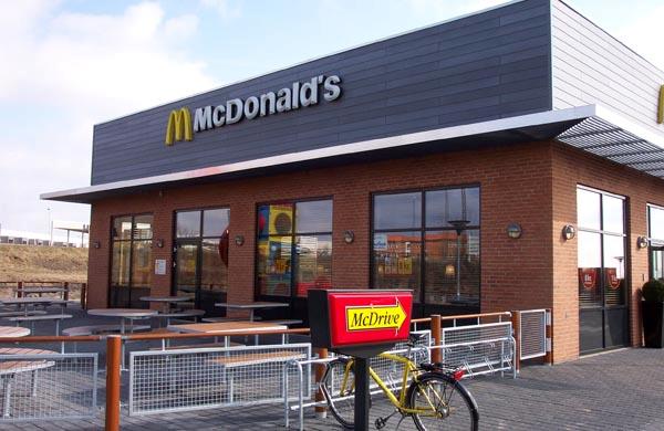 MRAS A/S leverer bæredygtige loftsystemer, facadesystemer og solafskærmning. Smukke og miljømæssigt optimale løsninger.